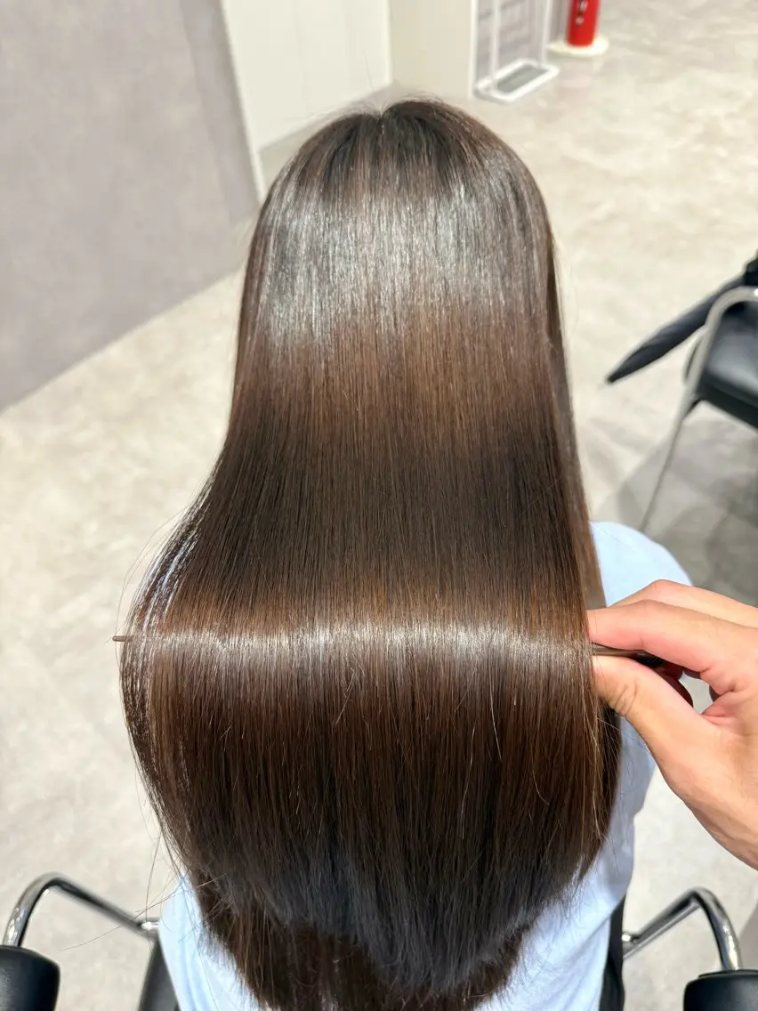ロング カラー パーマ ヘアアレンジ 髪質改善 縮毛矯正 トリートメント ストレートパーマ 縮毛矯正 トリートメント 縮毛矯正/髪質改善/ ブリーチ毛/木元渓太のヘアスタイル