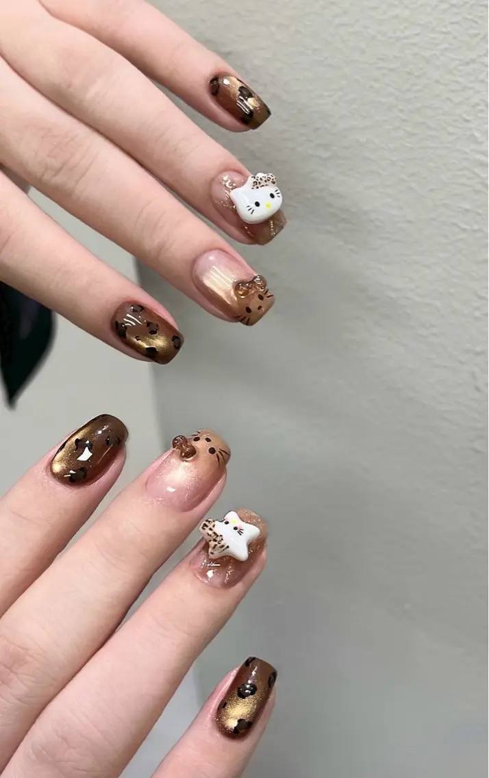 ネイル アートネイル オーロラネイル チークネイル 長さ出し フットネイル ハンドネイル Blossom nail_研修のネイルデザイン