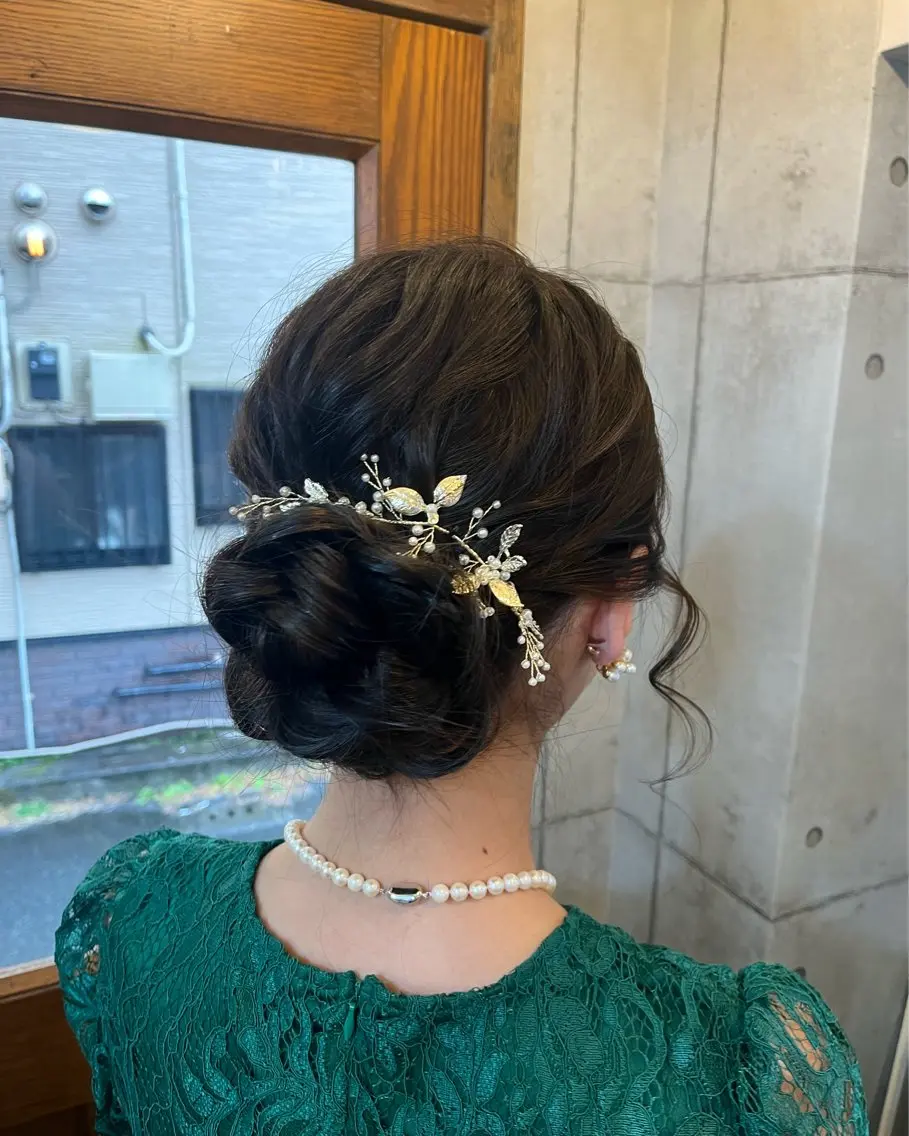 セミロング ヘアアレンジ ヘアセット 石井 綺乃のヘアスタイル