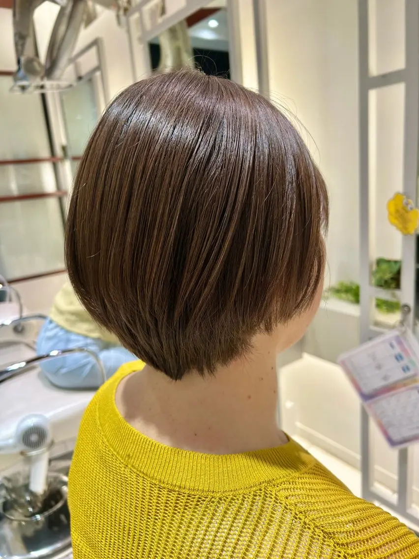 ショート カラー カット ヘアカラー オオタ ユイナ🌈のヘアスタイル