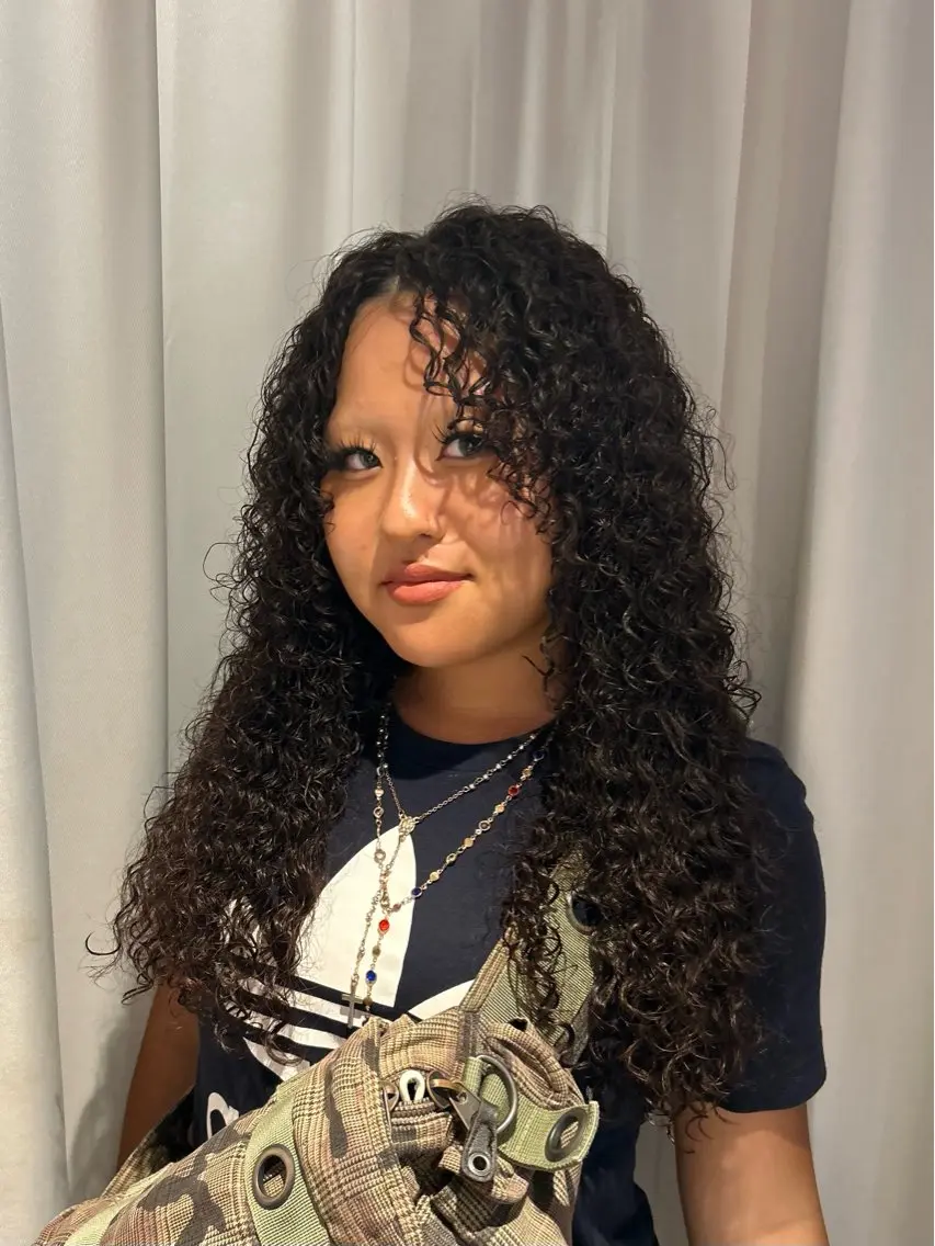 ロング パーマ ロング スパイラルパーマ 久保 陵伽のヘアスタイル