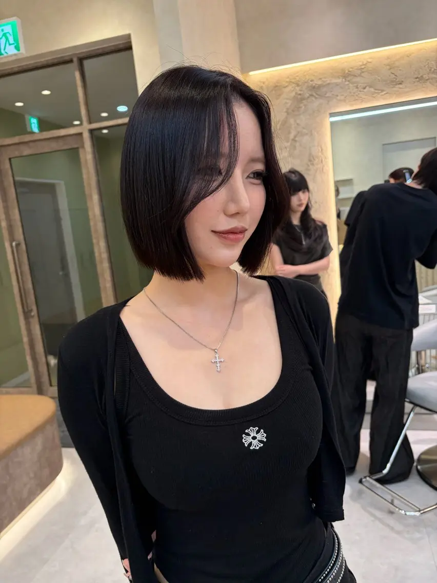 ミディアム ボブ 小顔カット カット 森 翔聖のヘアスタイル