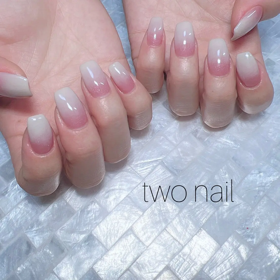 ネイル アートネイル ネイルチップ ホワイト ハンドネイル two nailのネイルデザイン