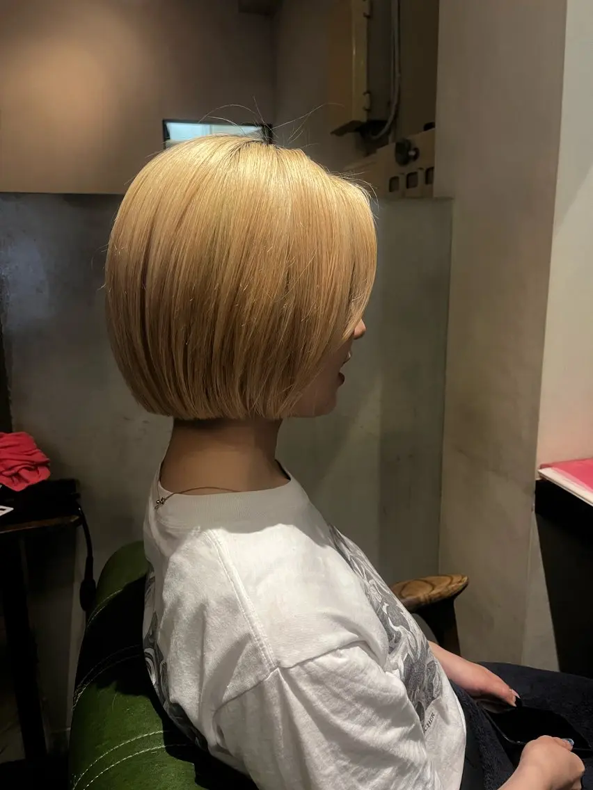 ショート 井上 奈菜のヘアスタイル