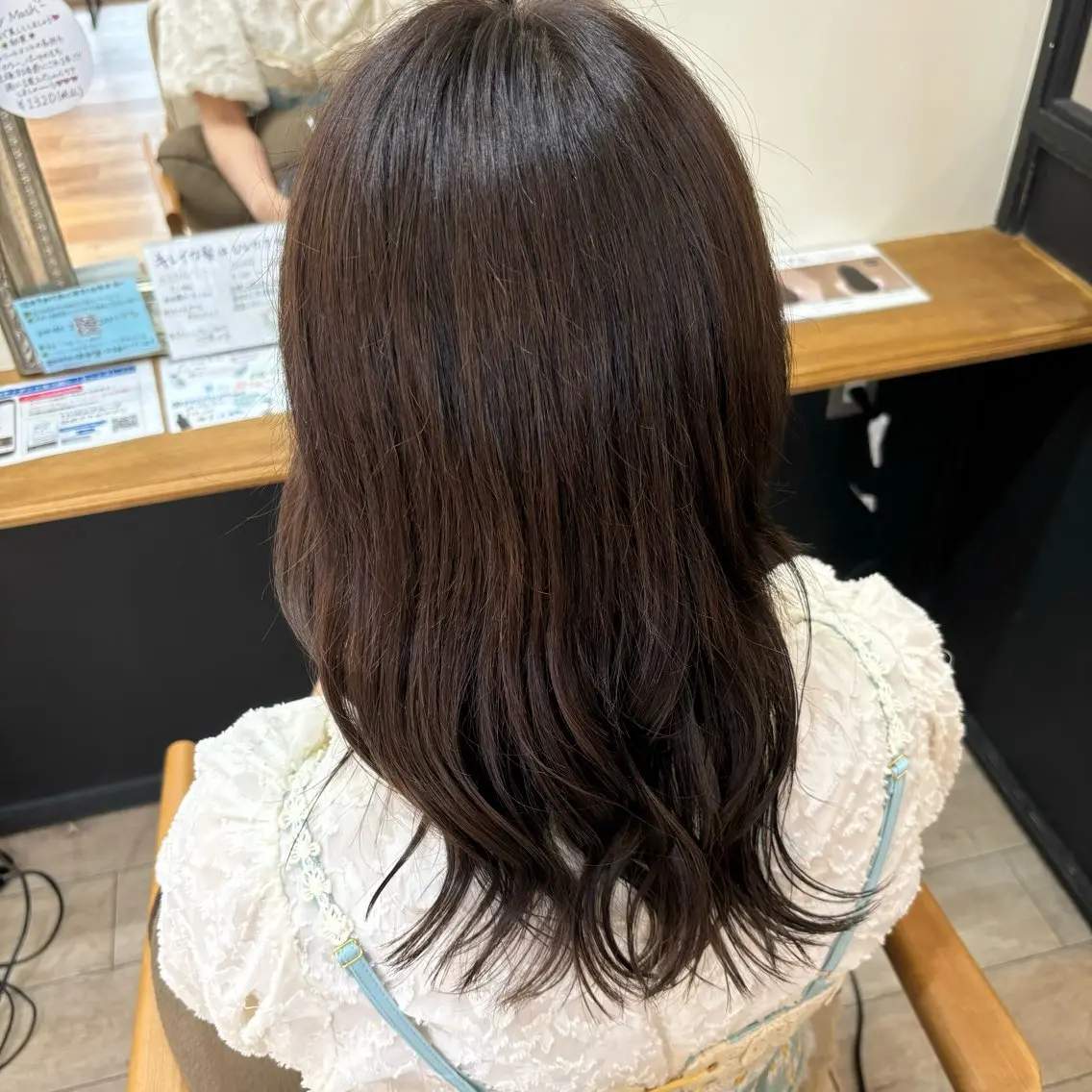 カラー ヘアカラー トリートメント しおり🍬 KOKORO🤍のヘアスタイル