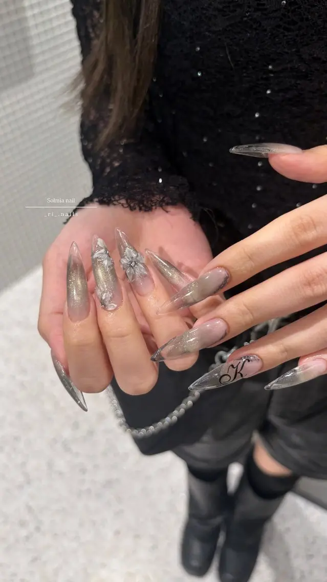 ネイル ハンドネイル . Linaのネイルデザイン