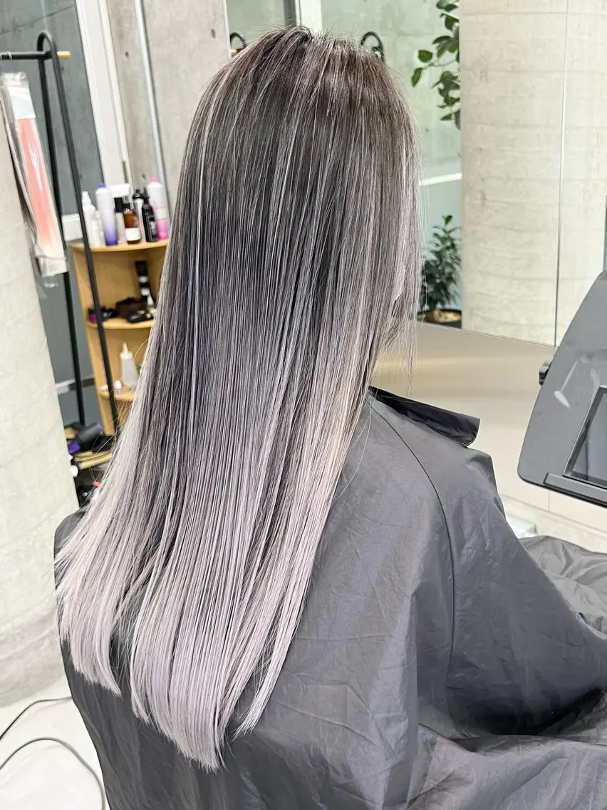 ロング カラー バレイヤージュ レイヤーカット ヘアカラー トリートメント 艶髪✨ブリーチ職人 yasuのヘアスタイル