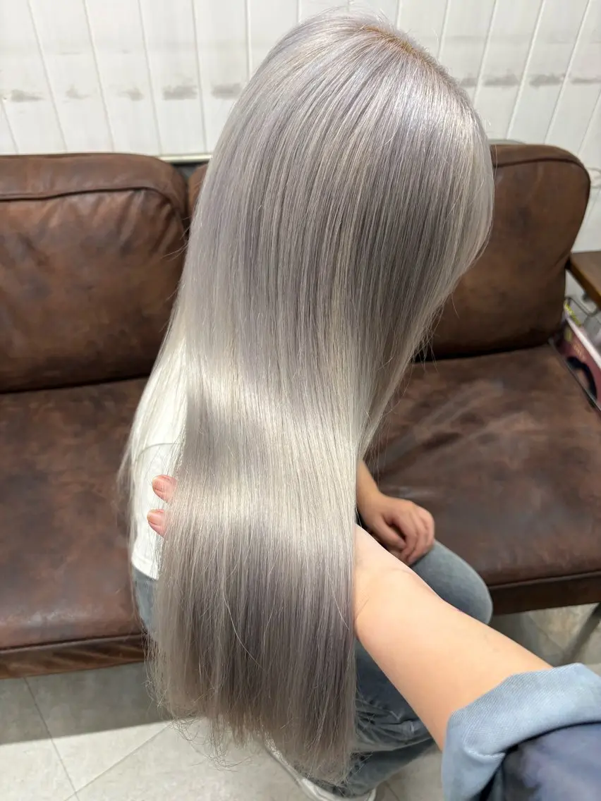 ロング カラー ヘアカラー ダブルカラー/寒色 カラー/リリカ🦕のヘアスタイル