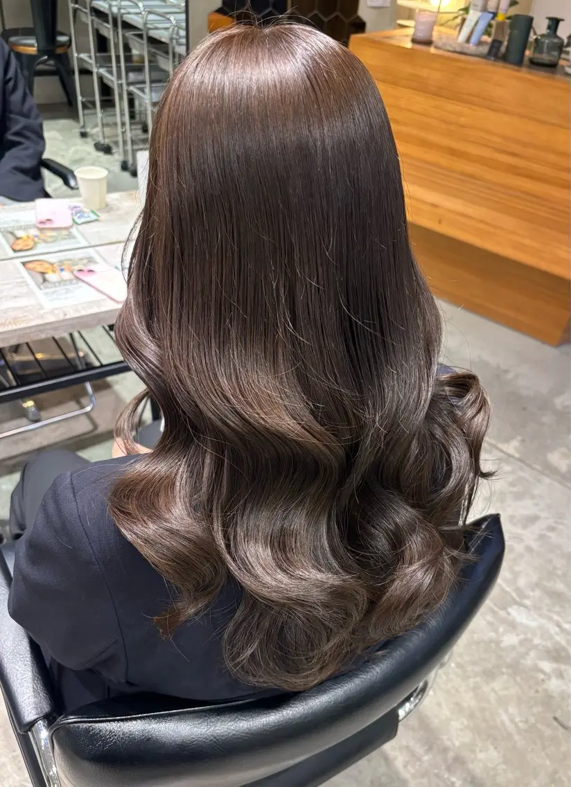 ロング カラー カット ヘアカラー 韓国風レイヤーカット 🍒サンジキ アカリのヘアスタイル