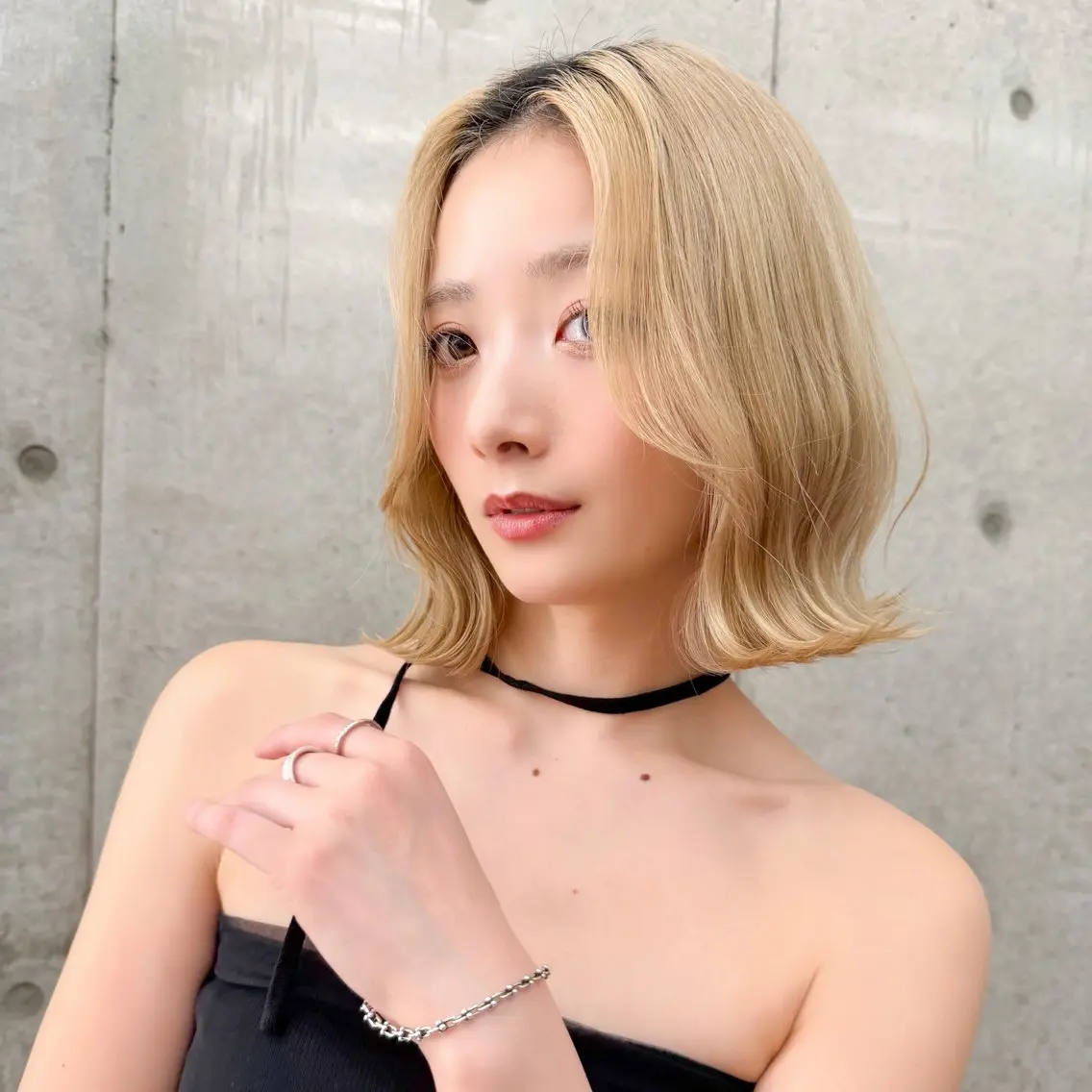 ミディアム カット ヘアカラー トリートメント 美髪矯正 💟Nanatsuのヘアスタイル