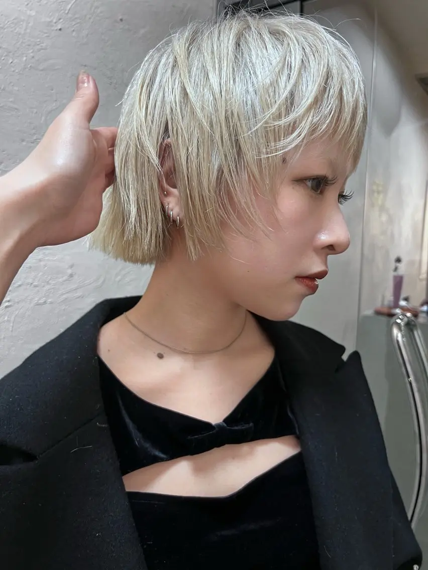 ショート mayo /ボブ/パーマのヘアスタイル