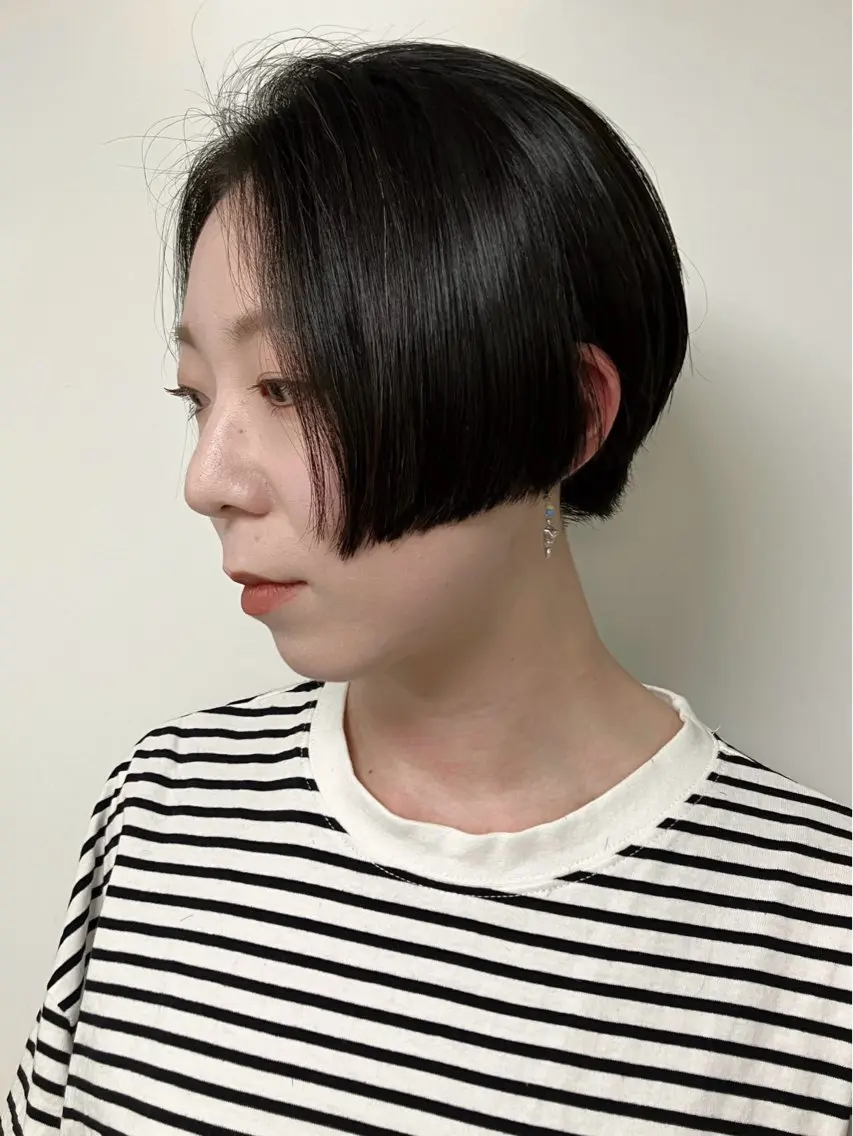 ショート ショートボブ ボブ レイヤーカット 似合わせカット ショートヘア fumika推しカラ ー/デザインカラーのヘアスタイル
