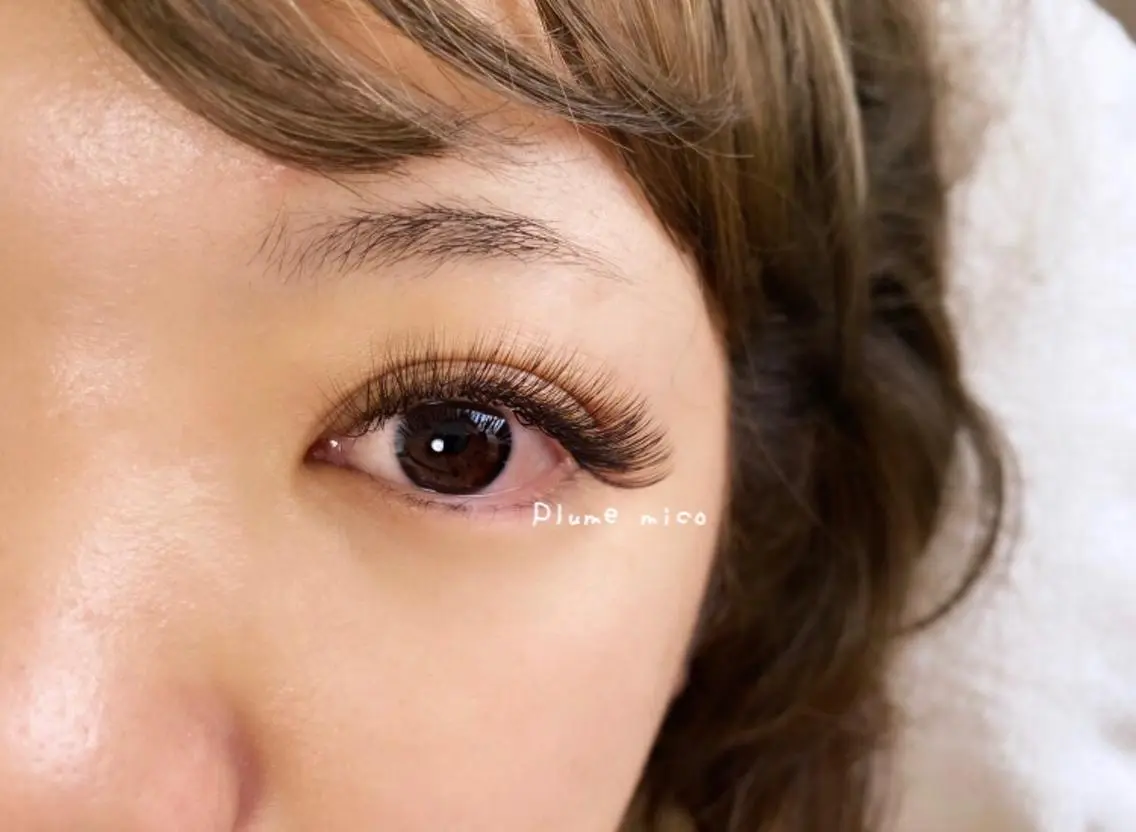 4Dボリュームラッシュ(片目75束・両目150束 600本)の写真