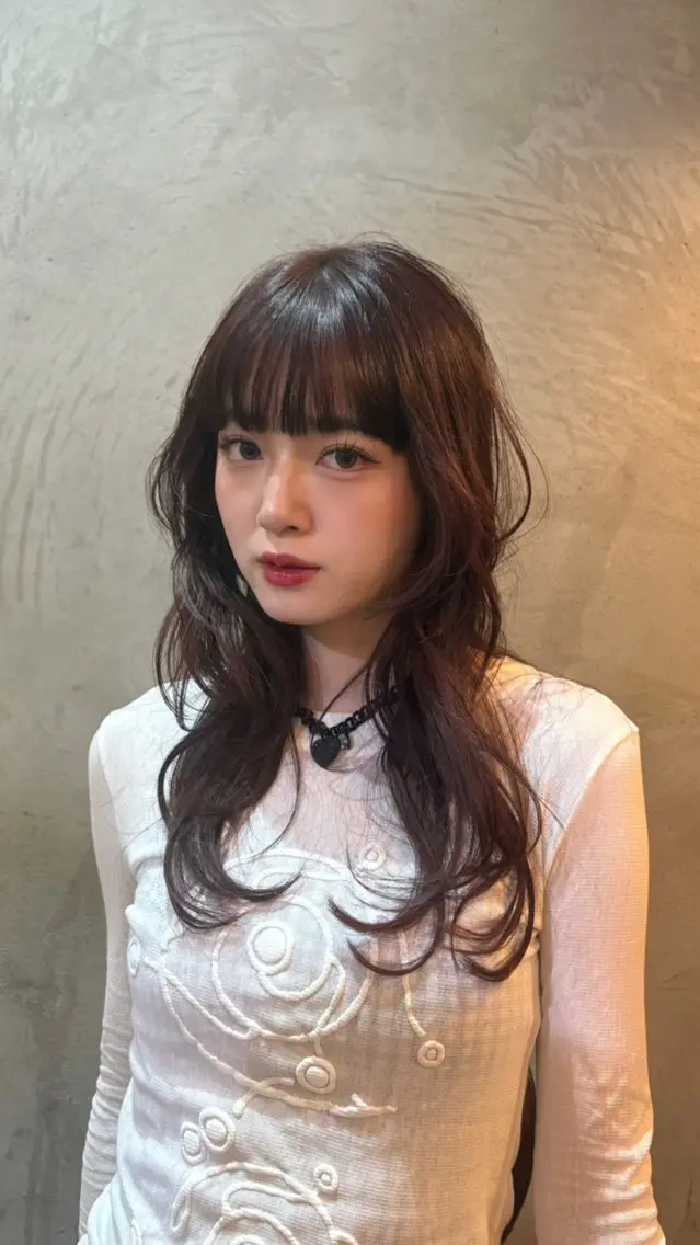 ロング ヘアカラー 垣副 温飛のヘアスタイル