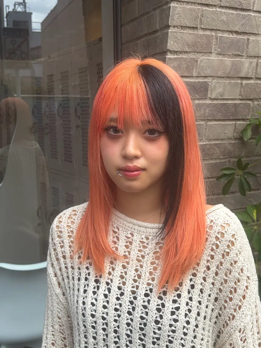 ロング ヘアカラー 吉祥寺ブリーチカラー ハイトーンシュンペイのヘアスタイル