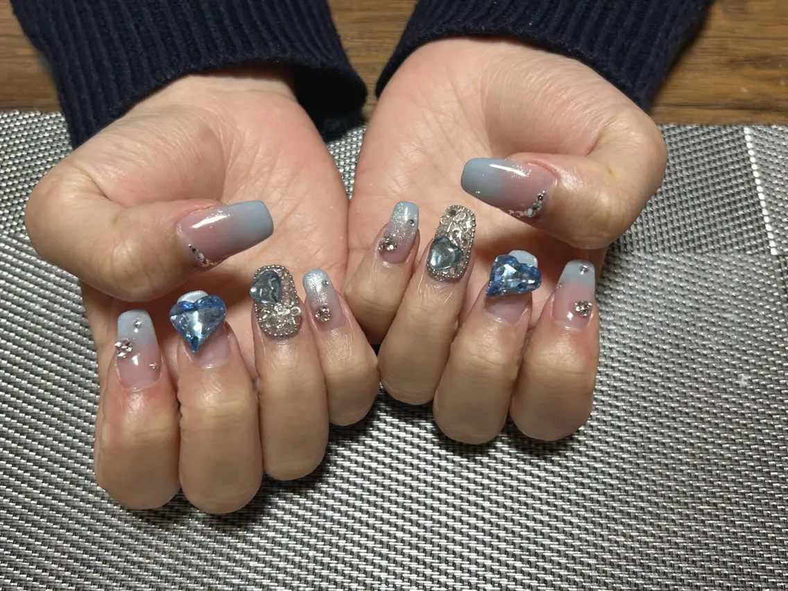 ネイル 長さ出し キラキラネイル ハンドネイル i nailのネイルデザイン