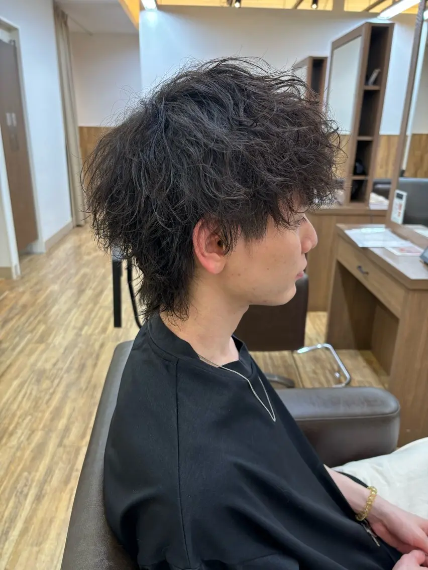 ショート カラー パーマ ヘアアレンジ メンズ カット パーマ メンズパーマの巨匠 鈴木純のヘアスタイル