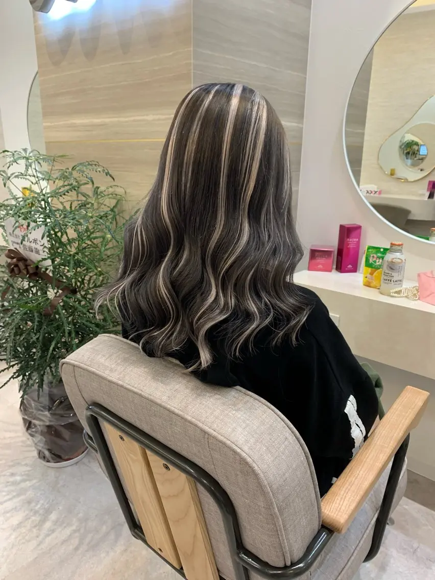 ロング カラー パーマ ヘアアレンジ メンズ キッズ 🤍韓国風レイヤー/ 艶髪🤍鳥越美羽のヘアスタイル