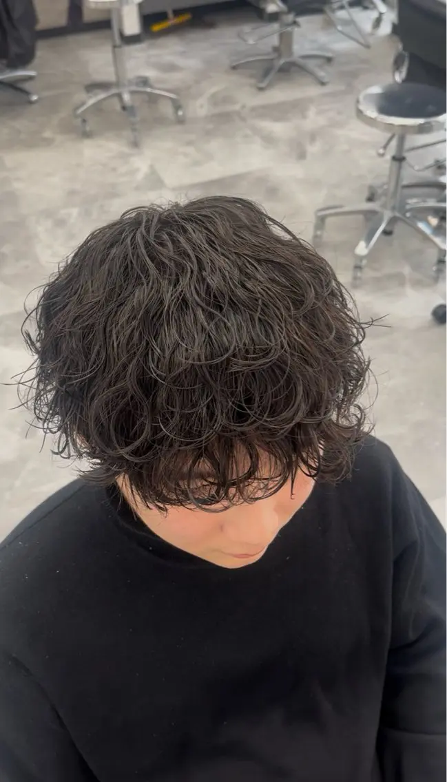 パーマ メンズ メンズパーマ 波巻きパーマ スパイラルパーマ Seira 札幌メンズサロンのヘアスタイル