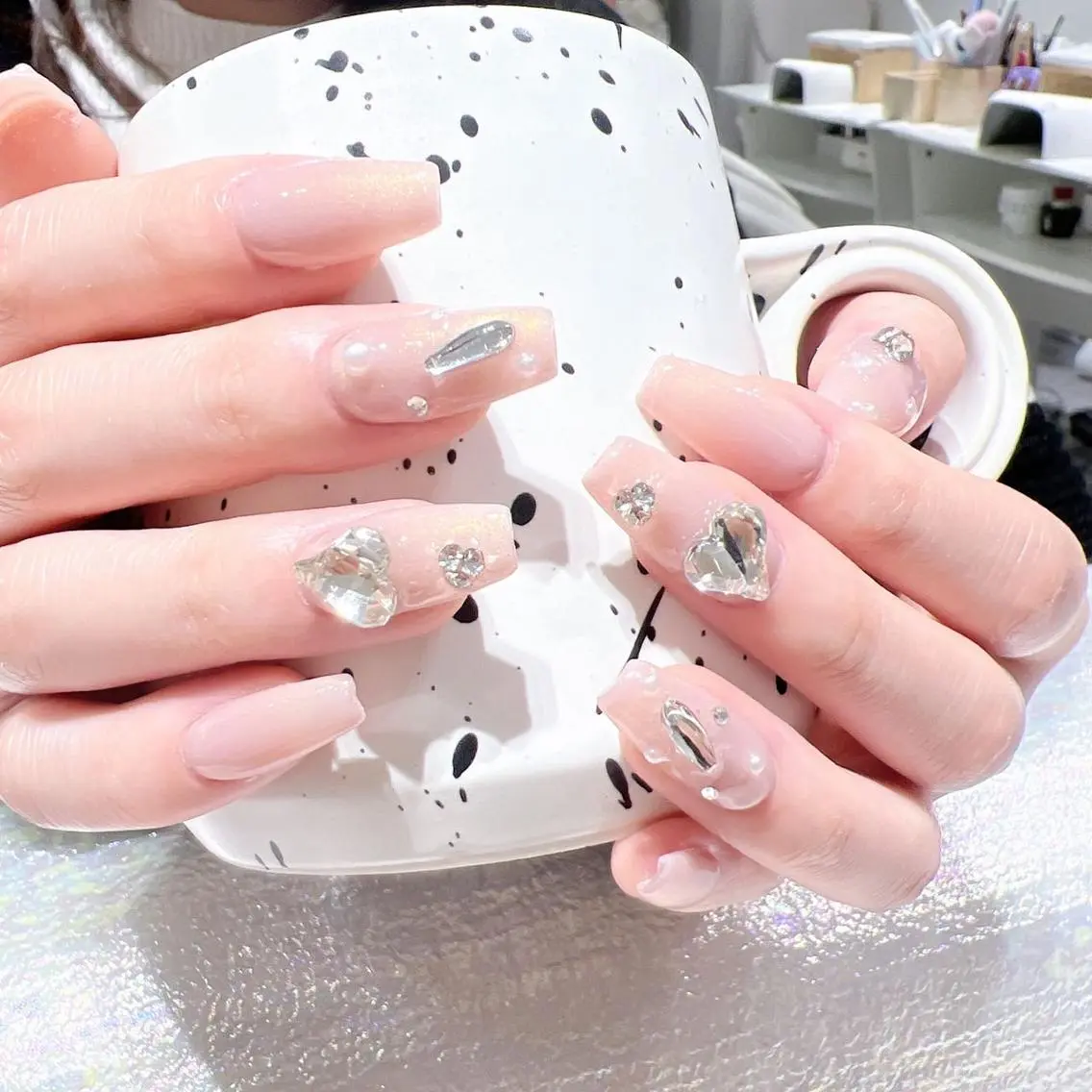 ネイル ネイルチップ Queen‘s なんのネイルデザイン