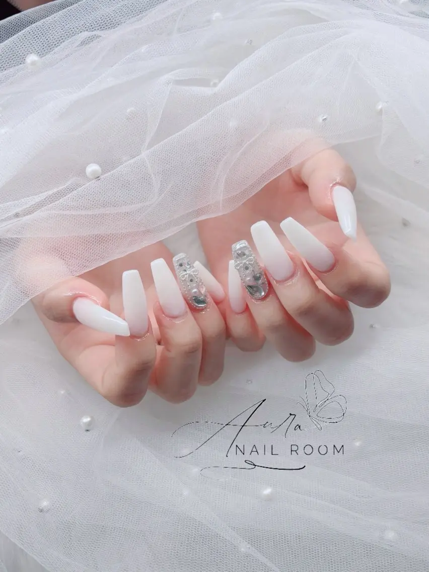 ネイル Aura Nail Roomのネイルデザイン