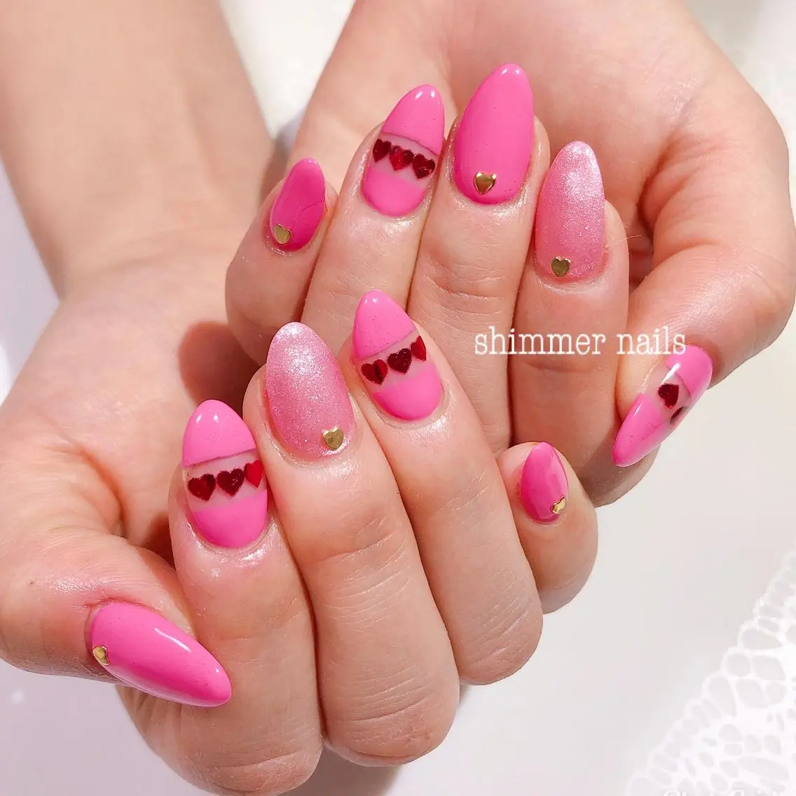ネイル 持ち込み バレンタイン shimmer nailsのネイルデザイン