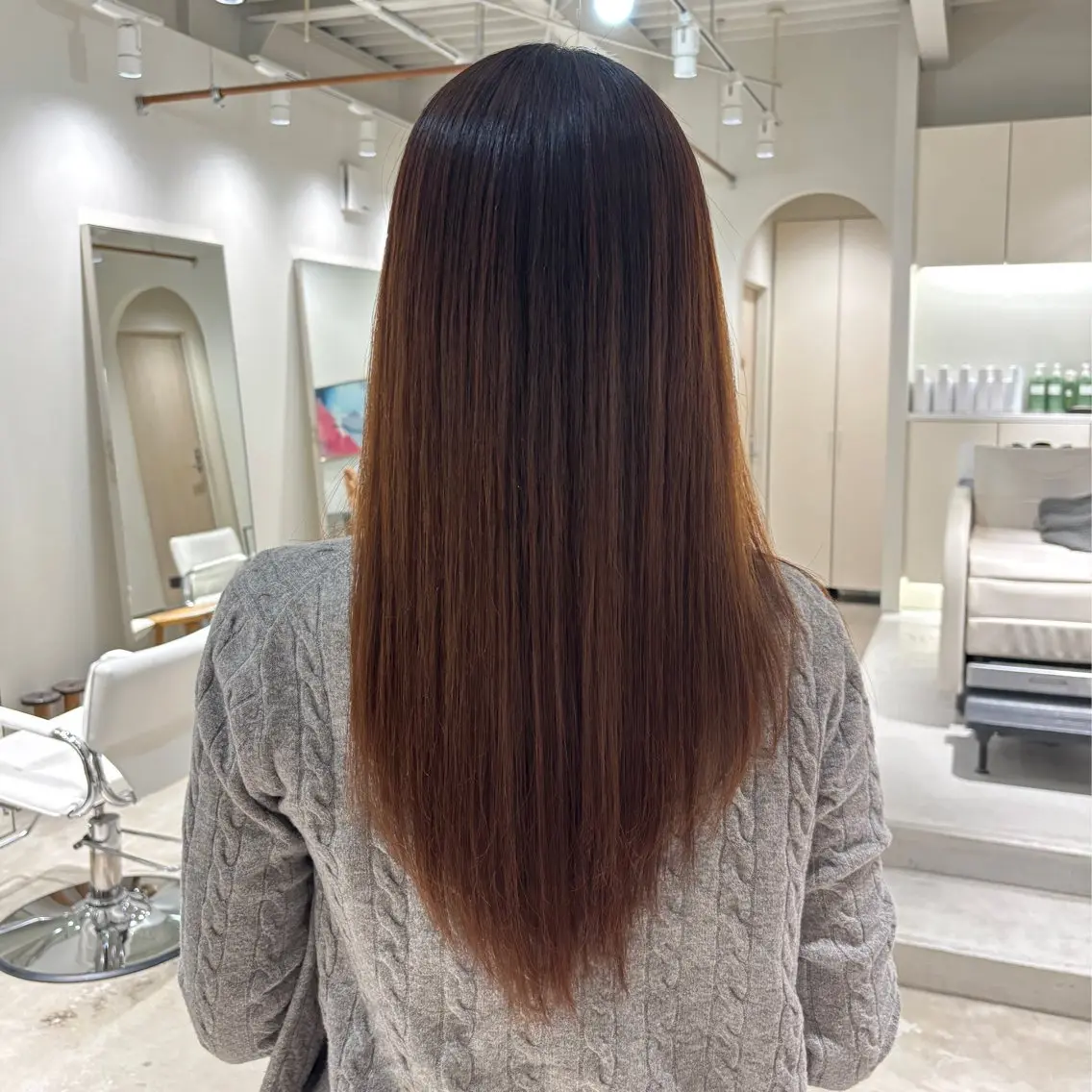 ロング パーマ 縮毛矯正 illatos サヤナのヘアスタイル