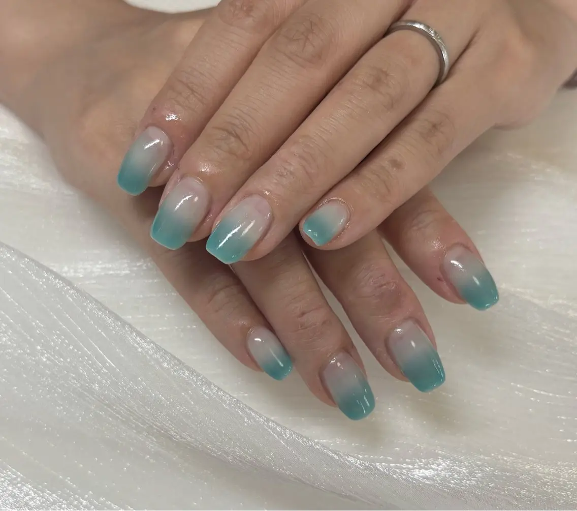 💅🏻モデル価格【オフ込】カラーグラデーションの写真