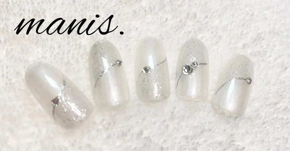 ネイル manis .のネイルデザイン