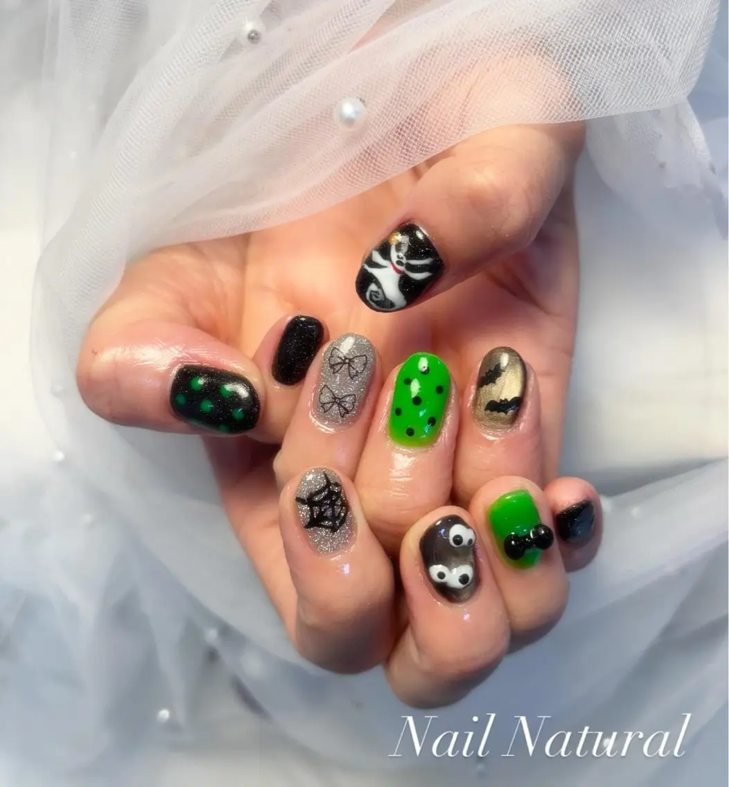 ネイル フラッシュネイル フットネイル フレンチネイル ジェルネイル ガラスフレンチ ハンドネイル Nail salon Natulalのネイルデザイン