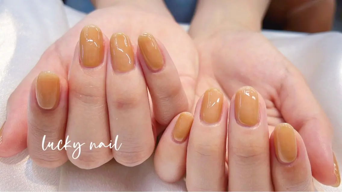 ネイル チークネイル 長さ出し ジェルネイル マグネットネイル 持ち込み ハンドネイル ハンドケア Lucky nail 小林和希のネイルデザイン