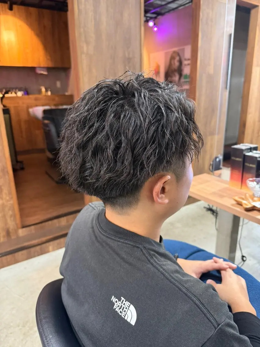 パーマ メンズ 山田 翔夢のヘアスタイル