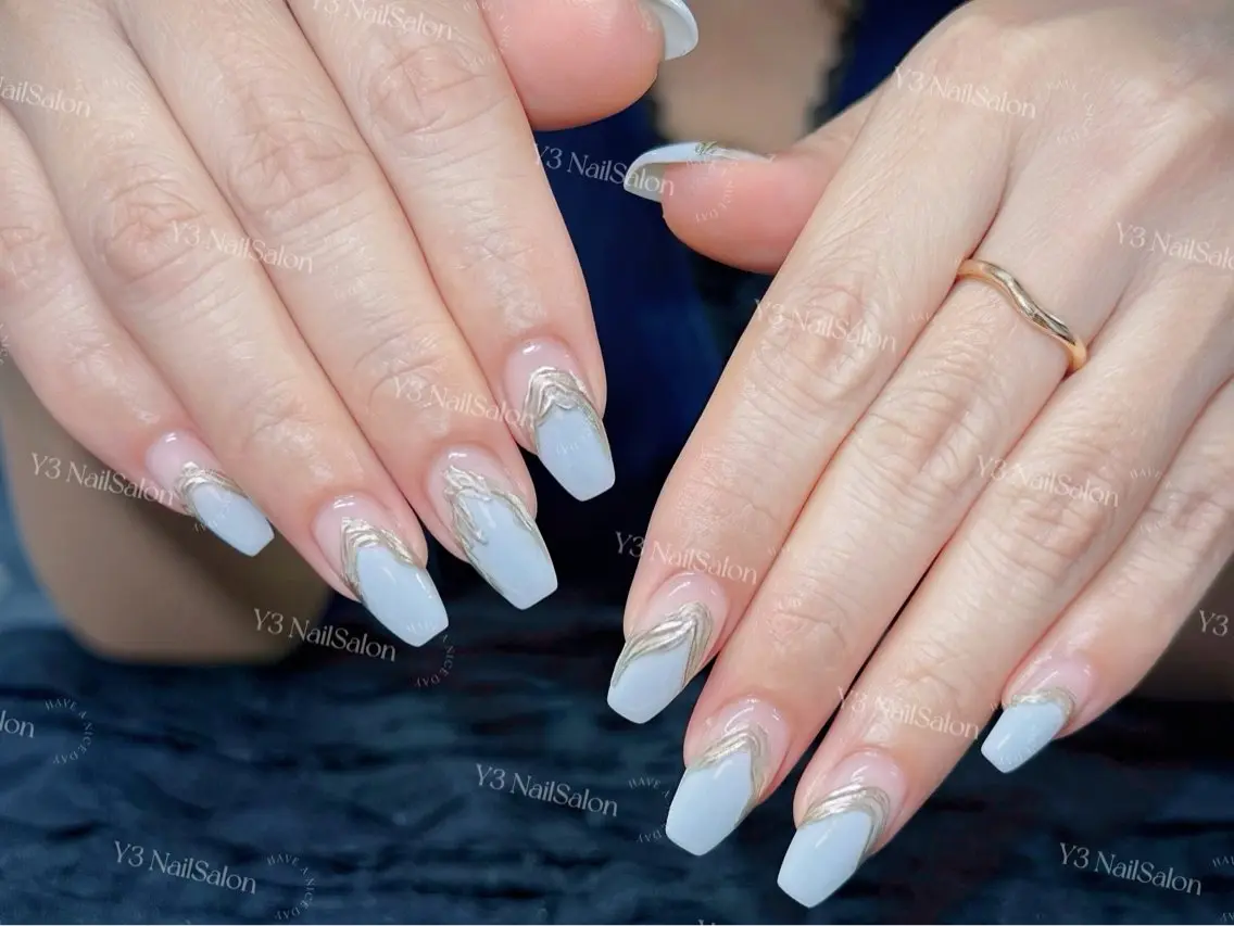 ネイル ブルー 韓国ネイル ミラーネイル 持ち込み ニュアンスネイル ハンドネイル Y3 NailSalonのネイルデザイン