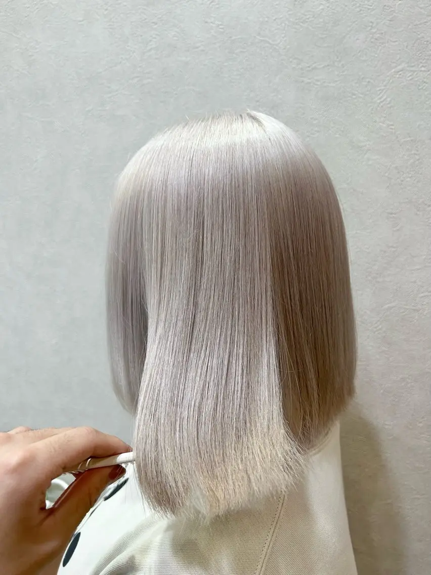 ミディアム カラー 井手 孔介のヘアスタイル