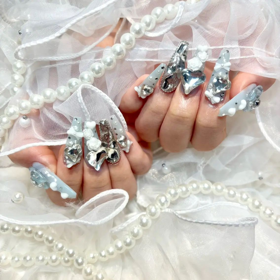 【HAND】オフあり🍒チップ長さ出し10本＋120分パーツつけ放題＋ワンカラーorラメグラデーションの写真