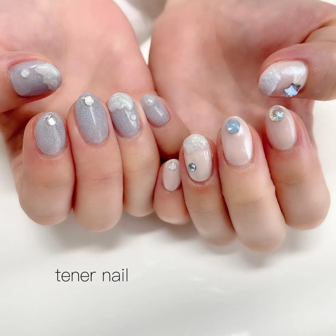 ネイル ブルー ホワイト テネルネイル tener nailのネイルデザイン