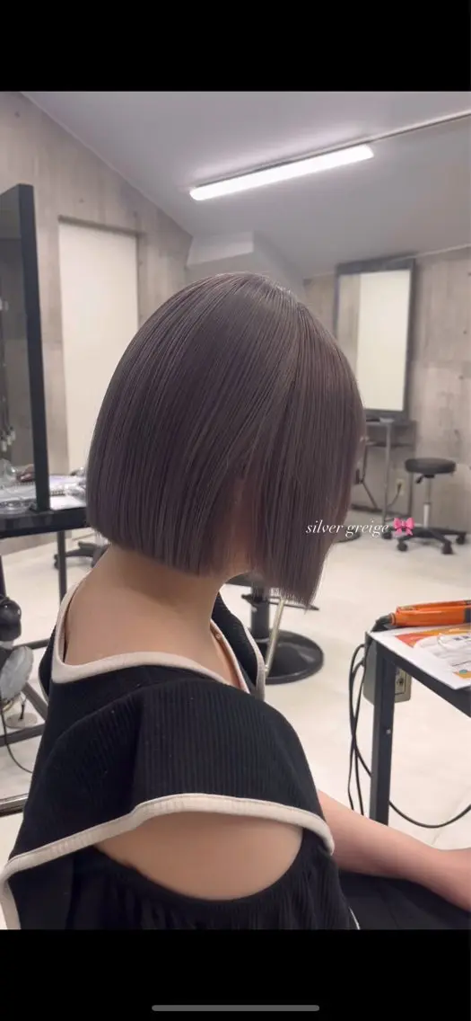 ロング カラー ハイトーン/ゆるふわ 🧚𖥔ׁTOMO♡のヘアスタイル