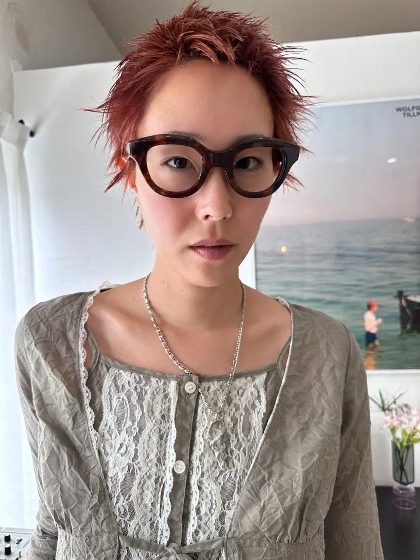 ショート ボブ レイヤーカット 似合わせカット ショートヘア カット ヘアカラー トリートメント 岩本 陽介のヘアスタイル