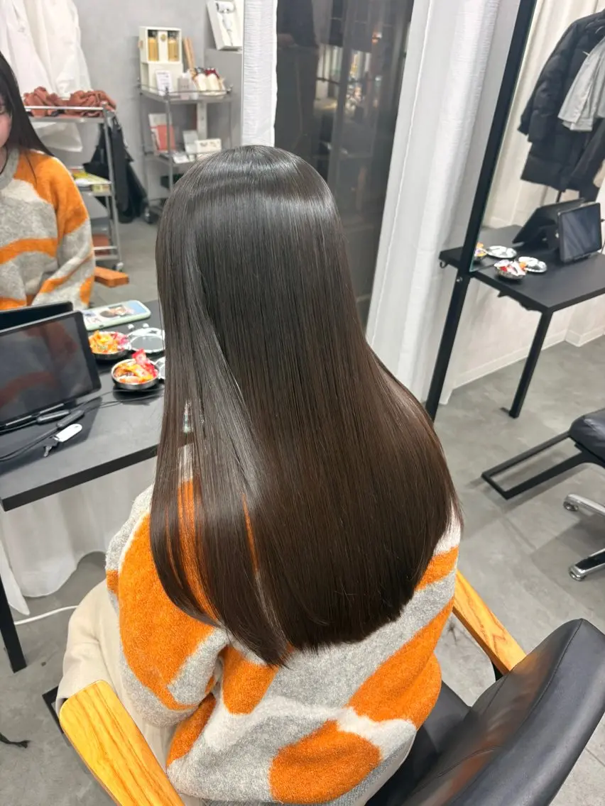 ロング 顔まわりレイヤー 顔周りカット レイヤーカット 似合わせカット カット LIV My【マイ】 髪質改善/箕面のヘアスタイル