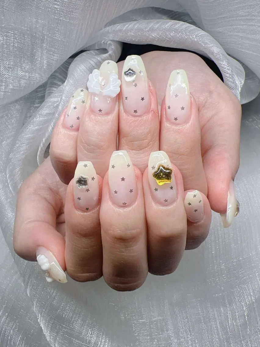 ネイル 長さ出し グラデーション 卒業式 キラキラネイル マグネットネイル ハンドネイル Lee Nailsのネイルデザイン