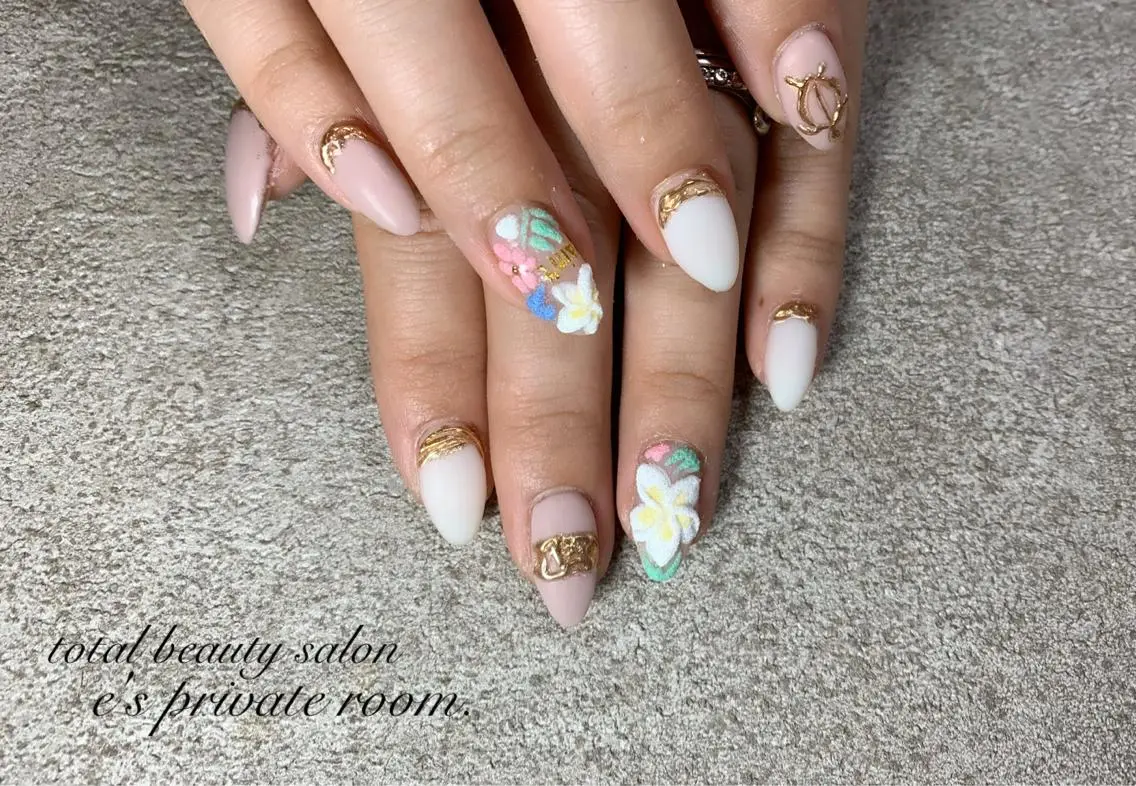 ネイル LAVISH 大和店 🤱子連れ大歓迎のネイルデザイン