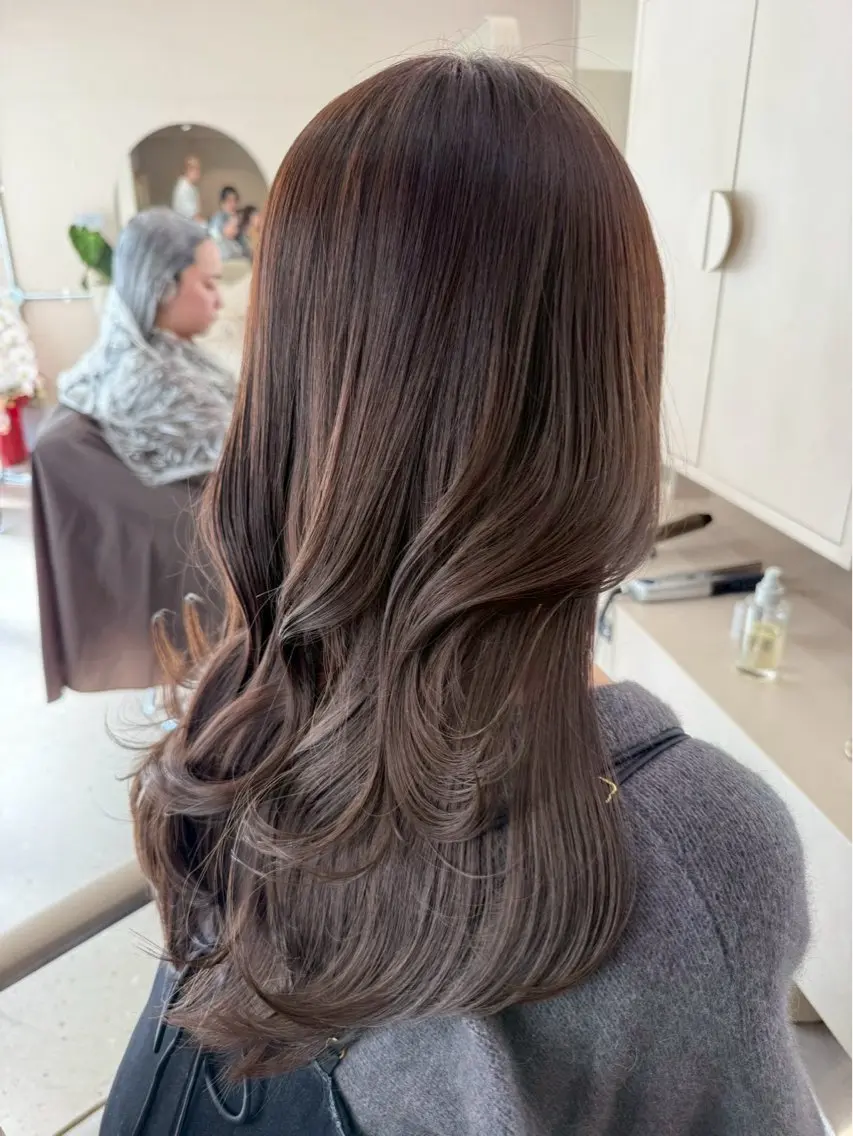 ロング カラー HINA カラーモデル募集中のヘアスタイル