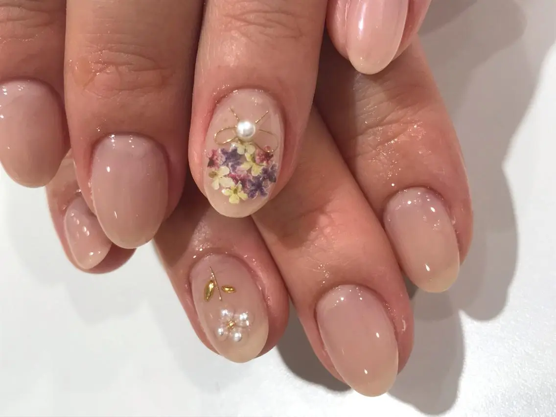ネイル ハンドネイル ハンドケア Charme. NOBUKOのネイルデザイン