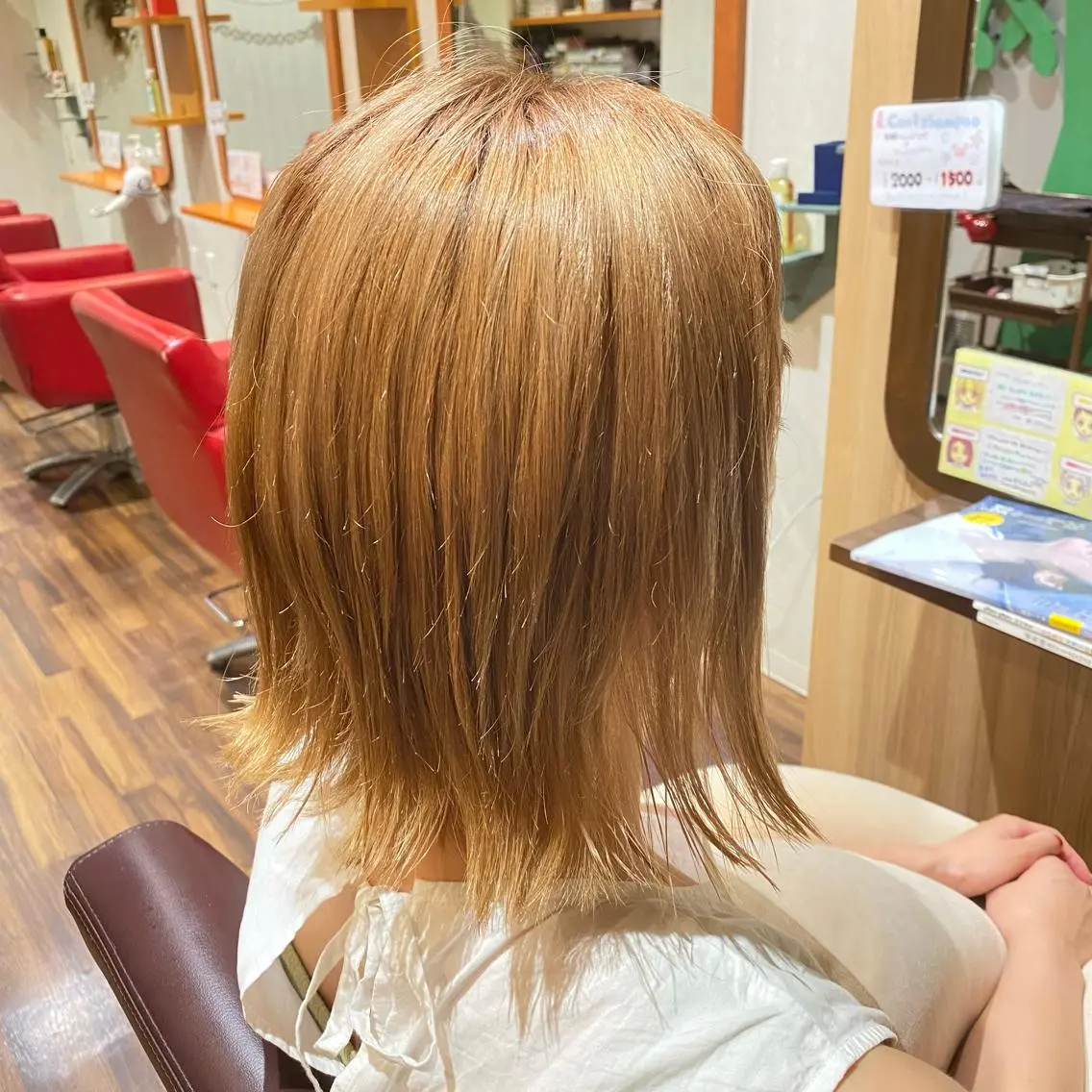 ミディアム 木宮 美緒のヘアスタイル