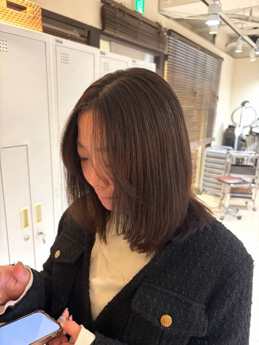 ミディアム 髪質改善 レイヤーカット 縮毛矯正 カット 縮毛矯正 れん/大阪美容室 縮毛矯正/髪質改善のヘアスタイル