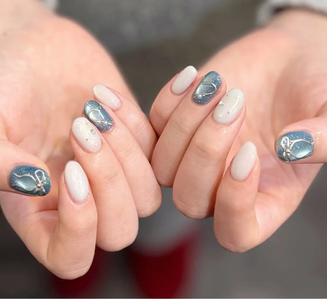 ジェル『Parts4本』オフなし💅マグネット/フラッシュ/グリッター/ラメの写真