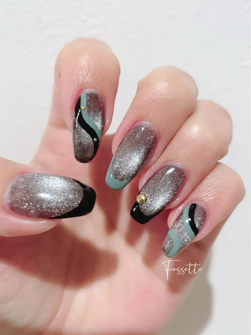 ネイル 成人式 フレンチネイル キラキラネイル マグネットネイル ハンドネイル nailsalon Fossetteのネイルデザイン