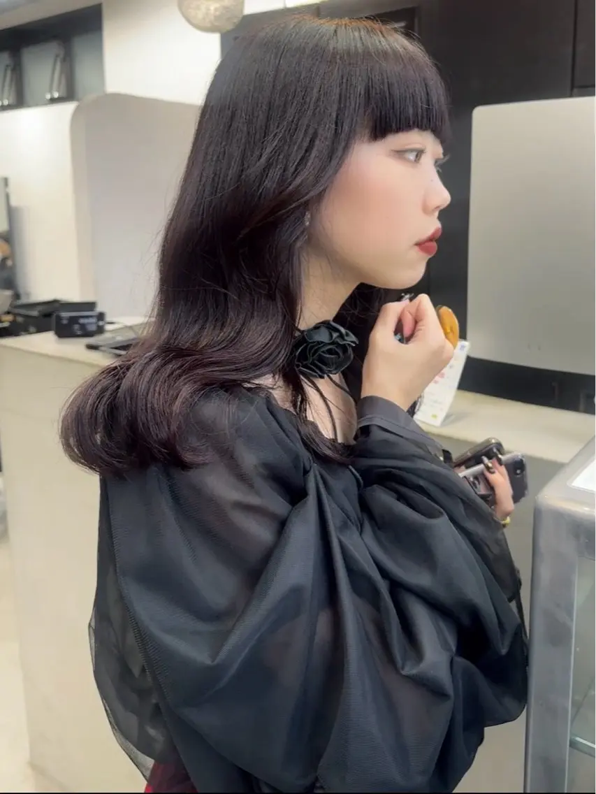 ミディアム カラー ヘアカラー トリートメント Rico / bob/グレージュのヘアスタイル