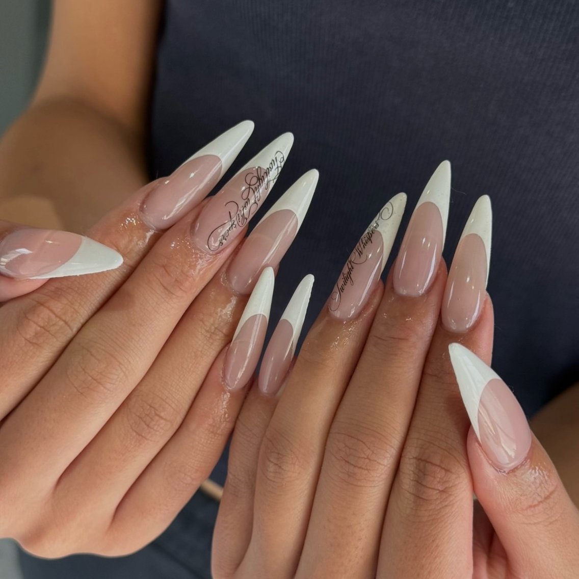 ネイル フレンチネイル ロングネイル 持ち込み シンプルネイル ワンホンネイル ハンドネイル Nail Salon ANELAのネイルデザイン