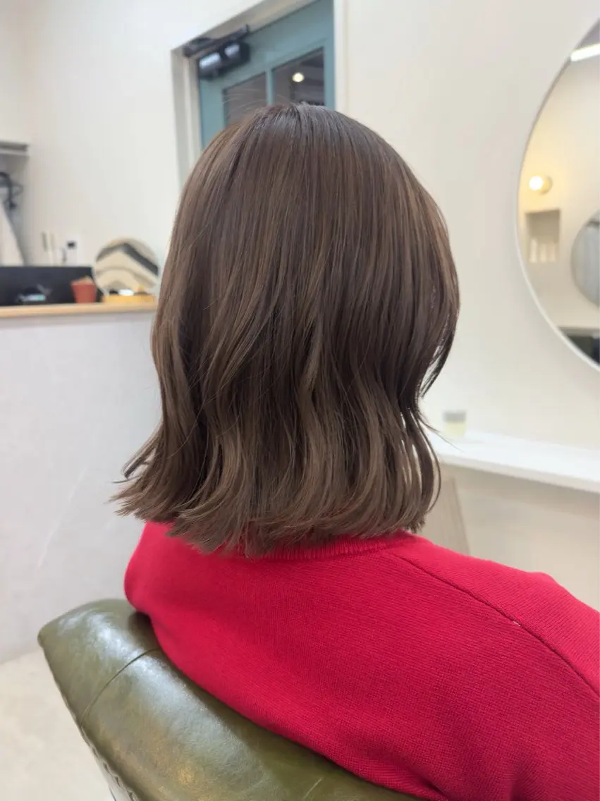 ミディアム カラー くびれヘア カット ヘアカラー レイヤー/顔周り /いいぬまみかのヘアスタイル